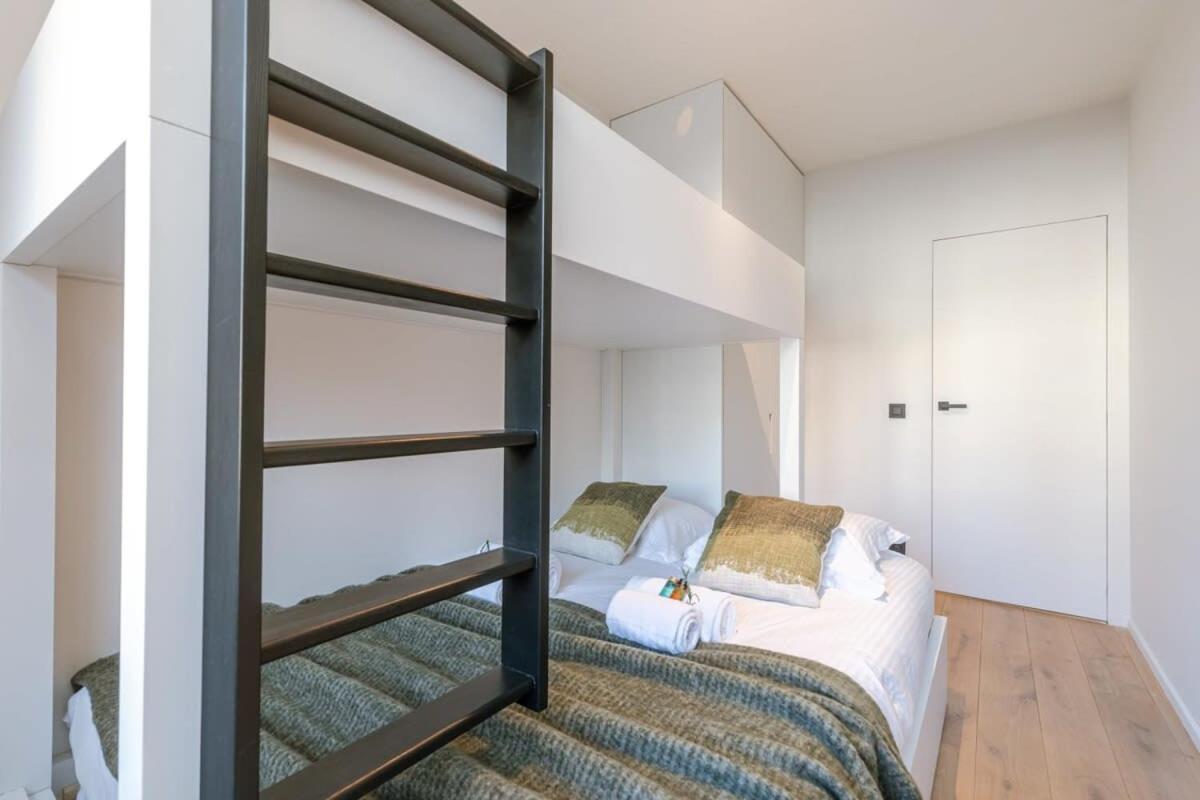 Stunning And Modern Apartment With Sunny Balcony Кнокке-Хейст Экстерьер фото